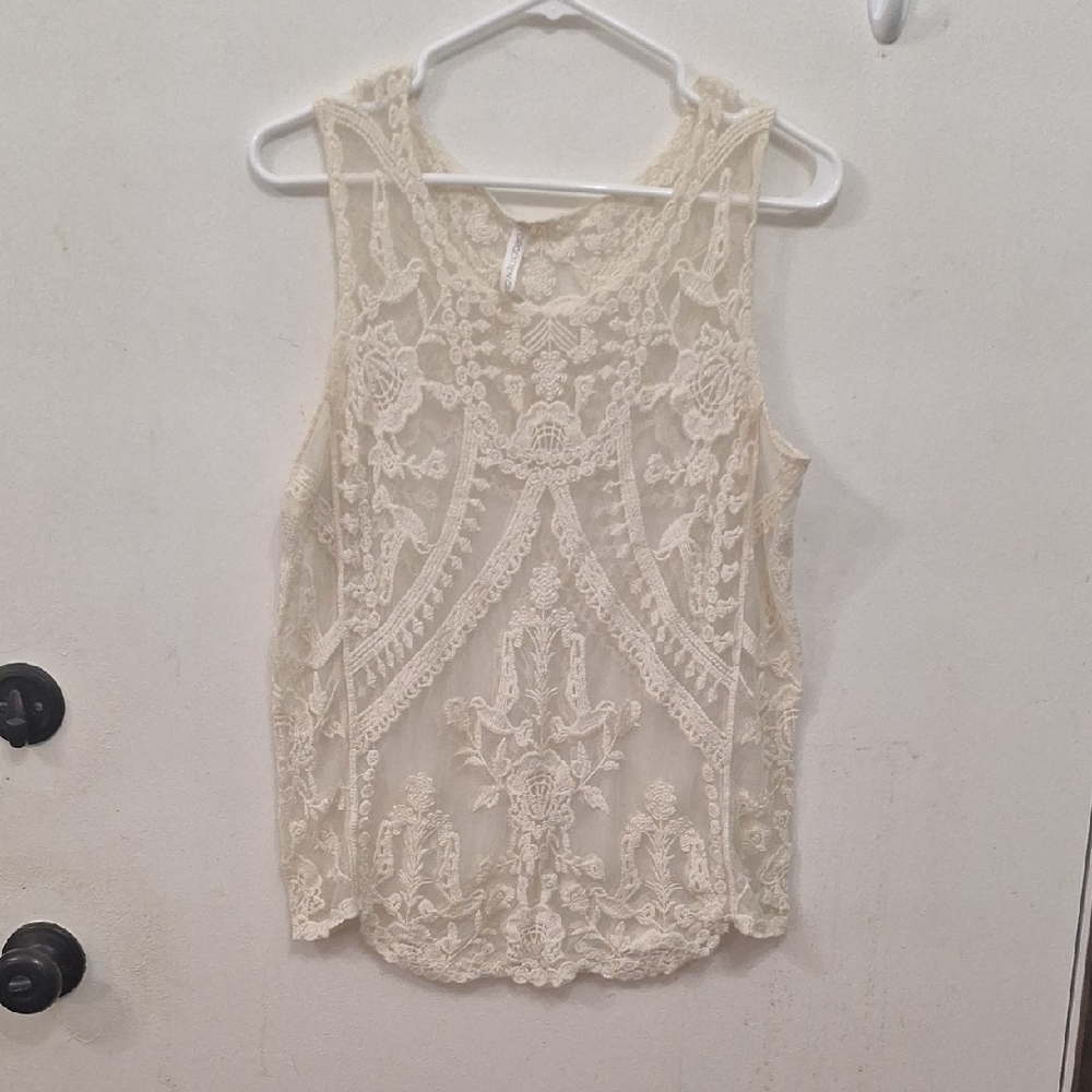 Delicate Lace Camisole Tank Top — Cream